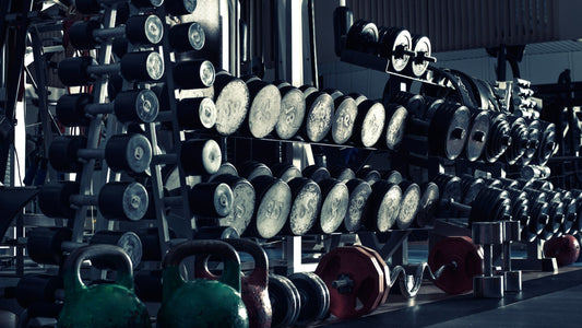 Farmer’s Walk Grip: Build Carry Power Without Letting Your Hands Be the Weak Link